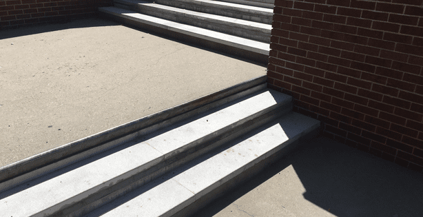 Aluminum stair treads