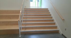 aluminum-non-slip-nosings-for-wooden-stairs