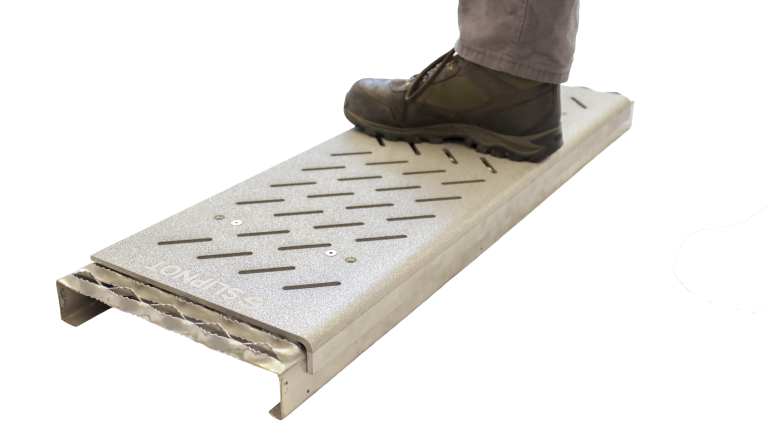 Stepping on Retrostep